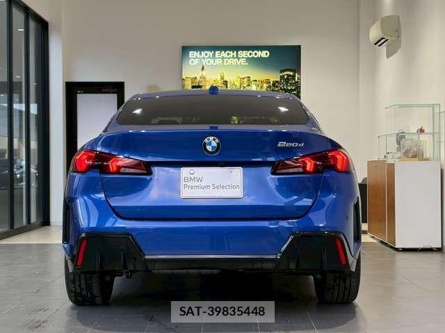 Bmw 2 SERIES 2025-03 4320685-9