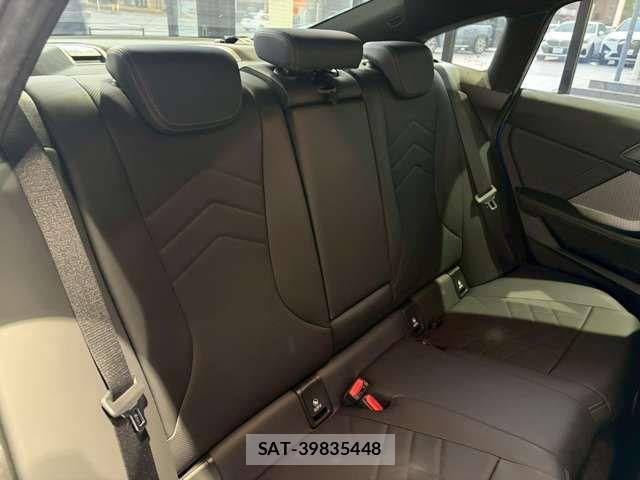 Bmw 2 SERIES 2025-03 4320685-15
