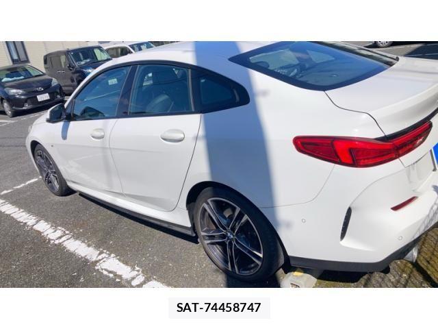 Bmw 2 SERIES 2021-04 4587537-9