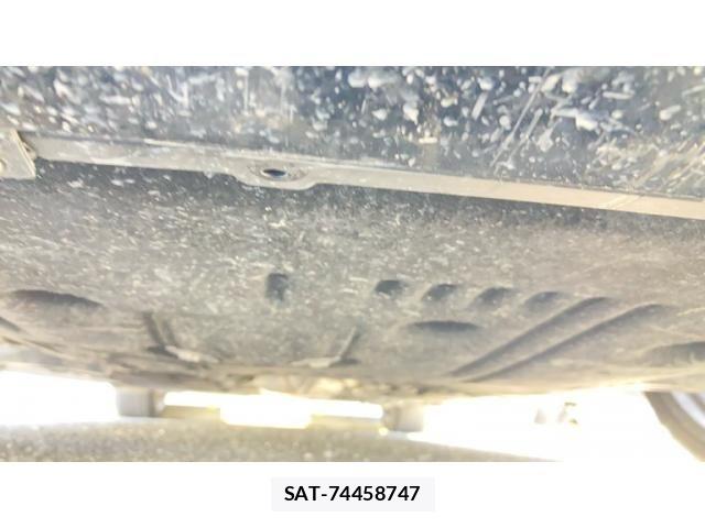 Bmw 2 SERIES 2021-04 4587537-3