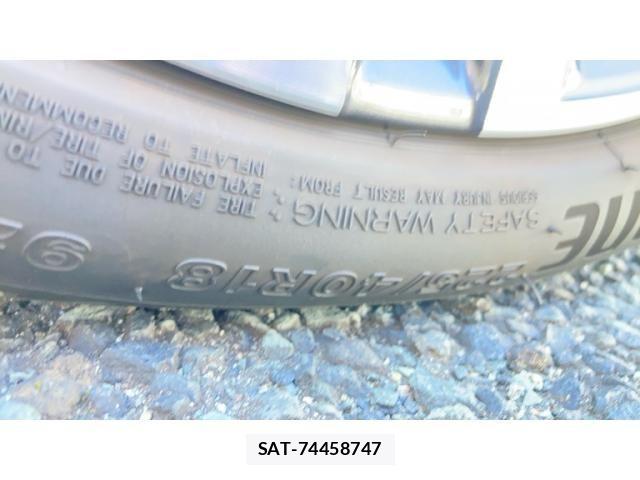 Bmw 2 SERIES 2021-04 4587537-5