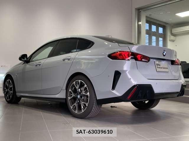 Bmw 2 SERIES 2025-09 7057584-3