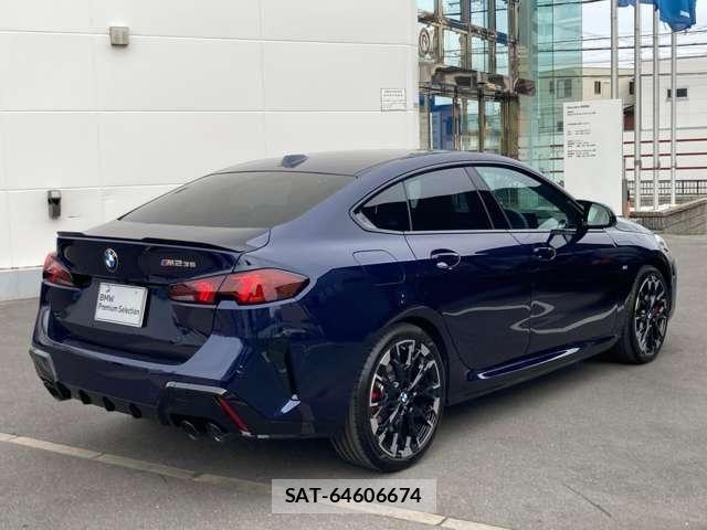 Bmw 2 SERIES 2025-11 7057582-6