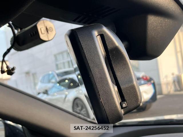 Bmw 2 SERIES 2020-04 7215238-19