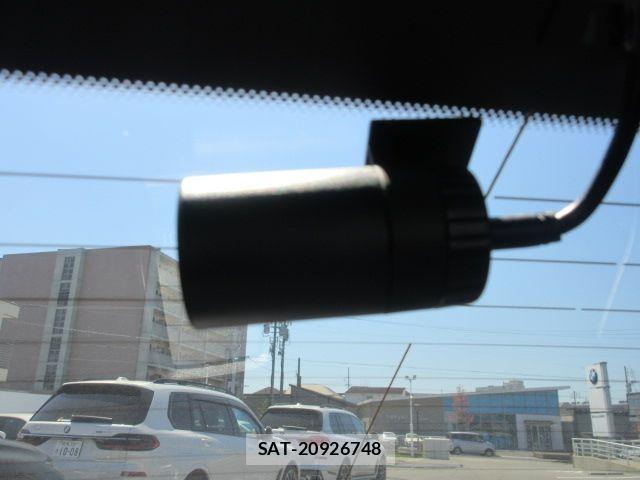 Bmw 2 SERIES 2021-11 7215240-14