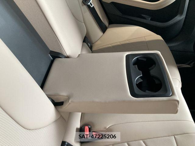 Bmw 2 SERIES 2025-12 7499661-21