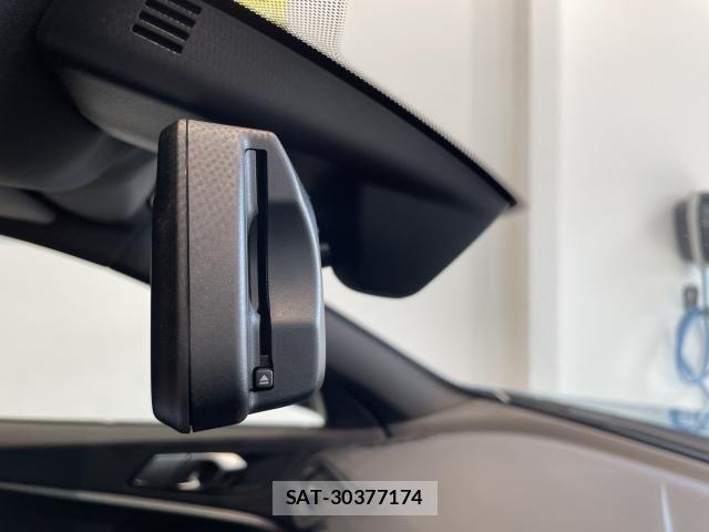 Bmw 2 SERIES 2021-09 7721273-16