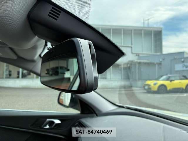 Bmw 2 SERIES 2023-07 8072996-15