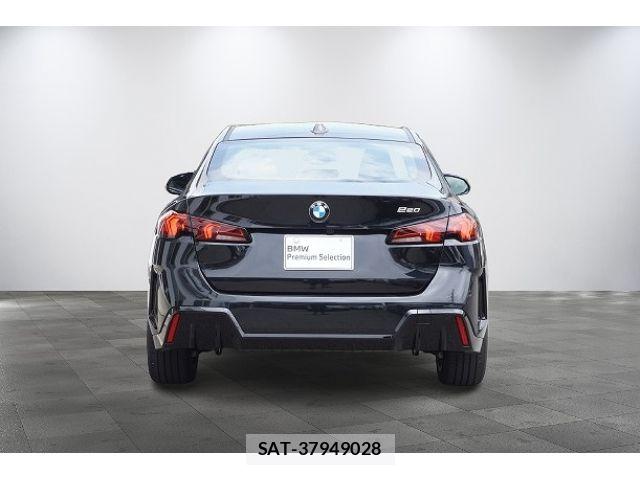 Bmw 2 SERIES 2026-02 8072991-3