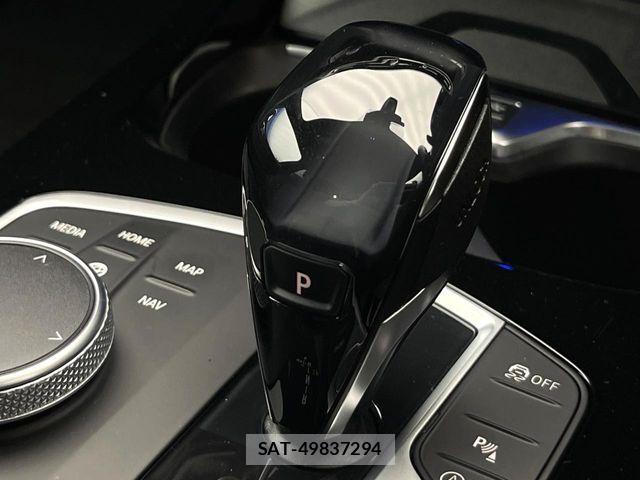 Bmw 2 SERIES 2021-05 8098176-11