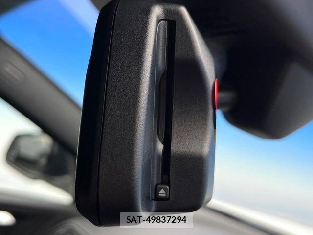 Bmw 2 SERIES 2021-05 8098176-7