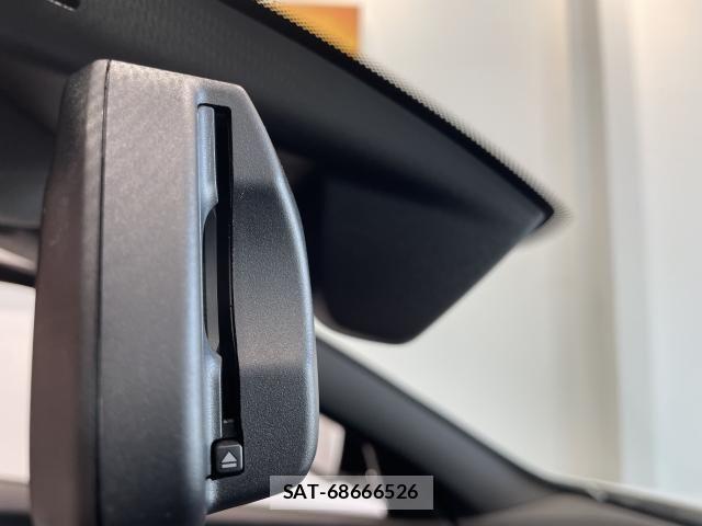 Bmw 2 SERIES 2020-09 8098177-18