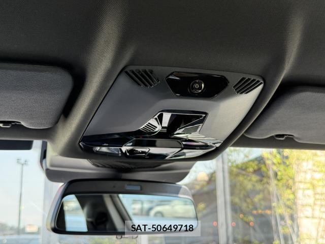 Bmw 2 SERIES 2025-09 8158020-6