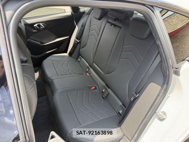 Bmw 2 SERIES 2025-06 8158018-18