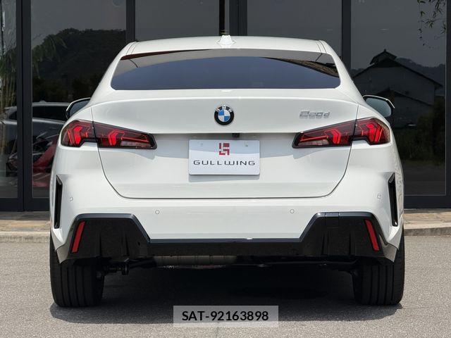 Bmw 2 SERIES 2025-06 8158018-24