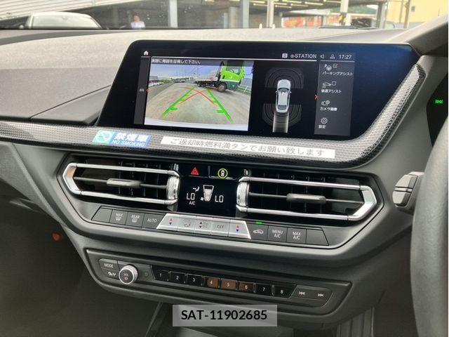 Bmw 2 SERIES 2023-06 8206541-8