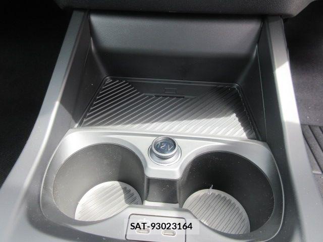 Bmw 2 SERIES 2026-02 8206538-10