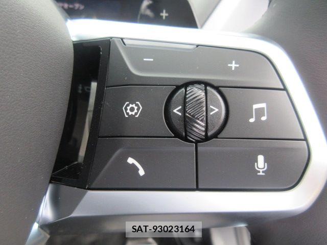 Bmw 2 SERIES 2026-02 8206538-17
