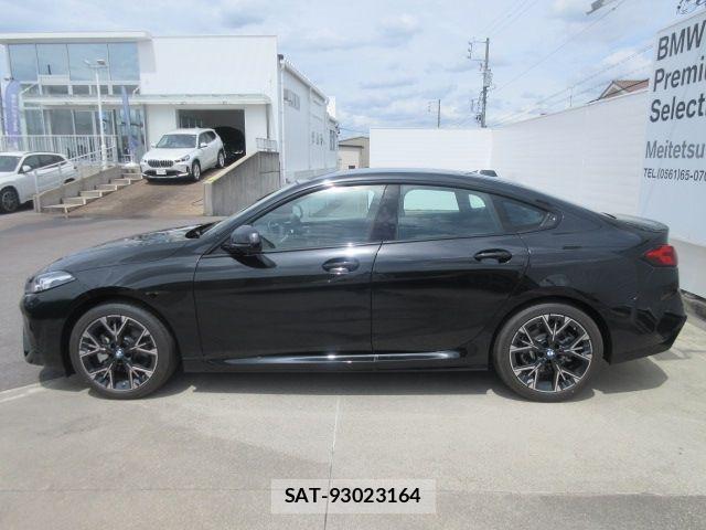 Bmw 2 SERIES 2026-02 8206538-20