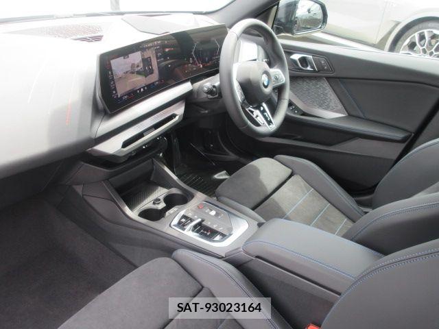 Bmw 2 SERIES 2026-02 8206538-23