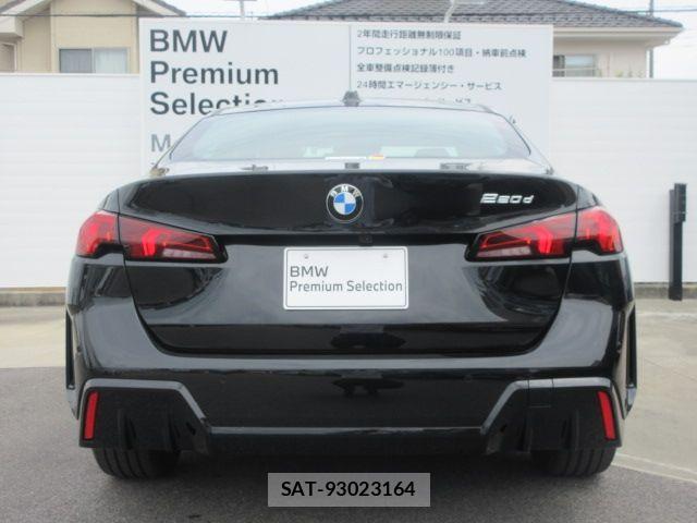 Bmw 2 SERIES 2026-02 8206538-3