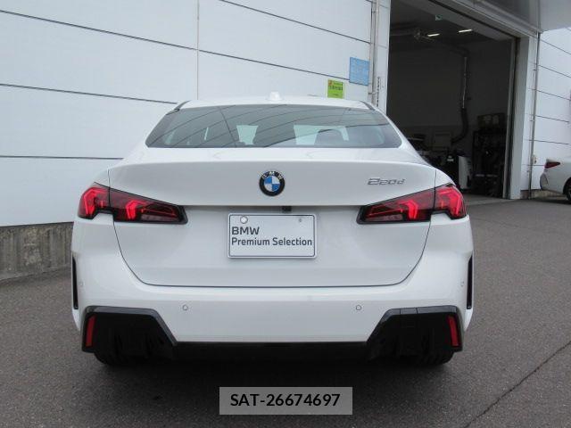 Bmw 2 SERIES 2026-02 8244686-7