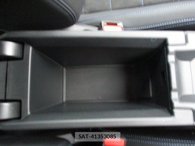 Bmw 2 SERIES 2025-08 8334857-23