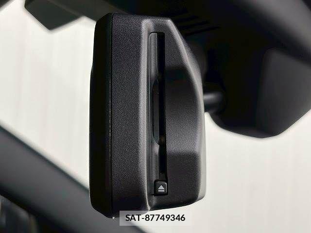 Bmw 2 SERIES 2021-09 8335015-6