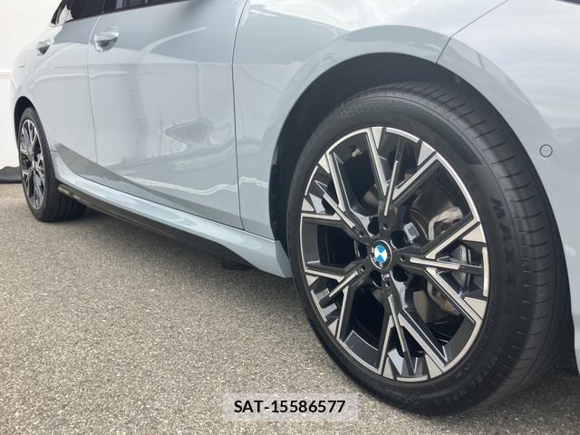 Bmw 2 SERIES 2025-12 8740821-9