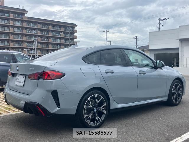 Bmw 2 SERIES 2025-12 8740821-2