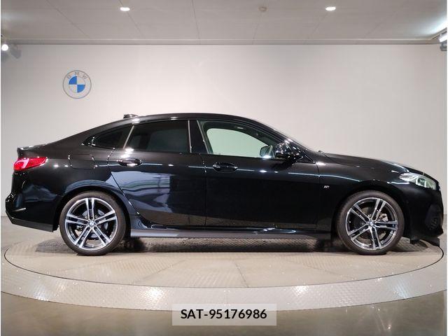 Bmw 2 SERIES 2021-04 8779593-5