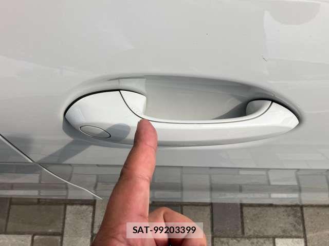 Bmw 2 SERIES 2021-05 8827995-9