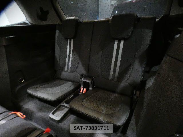 Bmw 2 SERIES 2019-04 4320701-27