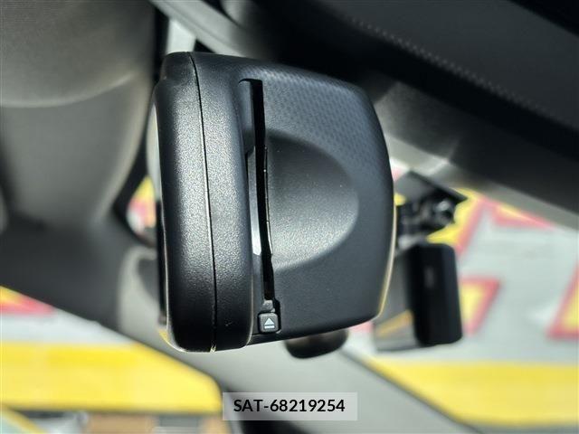 Bmw 2 SERIES 2019-08 6610737-20