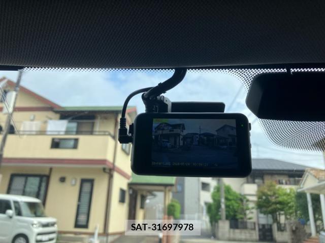 Bmw 2 SERIES 2018-09 7057593-24