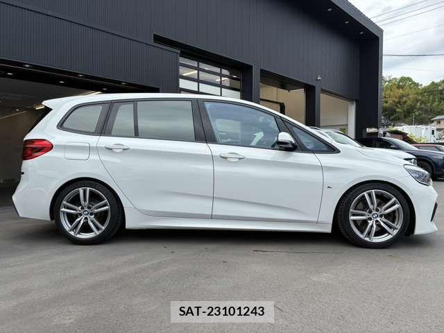 Bmw 2 SERIES 2018-12 7215241-3