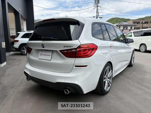 Bmw 2 SERIES 2018-12 7215241-4