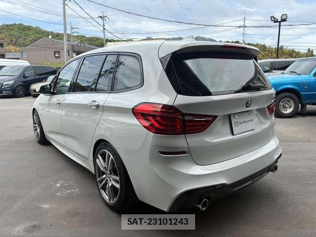 Bmw 2 SERIES 2018-12 7215241-6