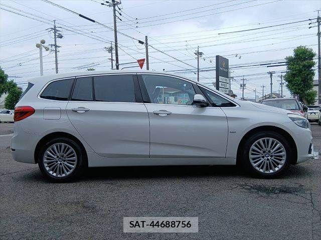 Bmw 2 SERIES 2017-01 8229008-16