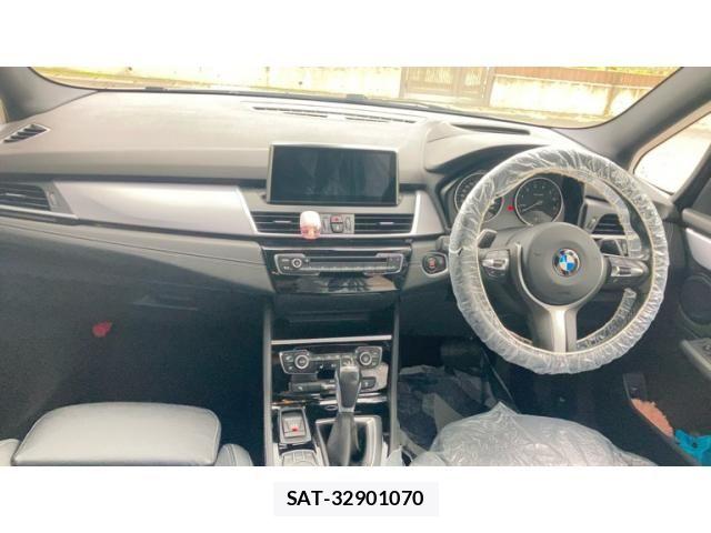 Bmw 2 SERIES 2017-08 8779596-15