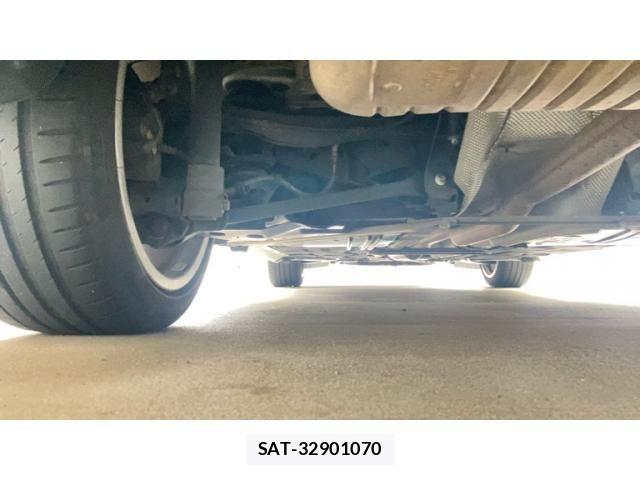 Bmw 2 SERIES 2017-08 8779596-22
