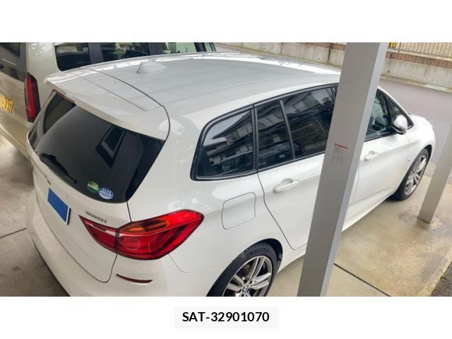 Bmw 2 SERIES 2017-08 8779596-6