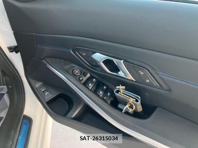 Bmw 3 SERIES 2023-12 2958596-18