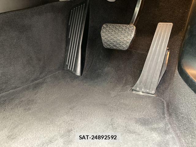 Bmw 3 SERIES 2013-06 2206832-18
