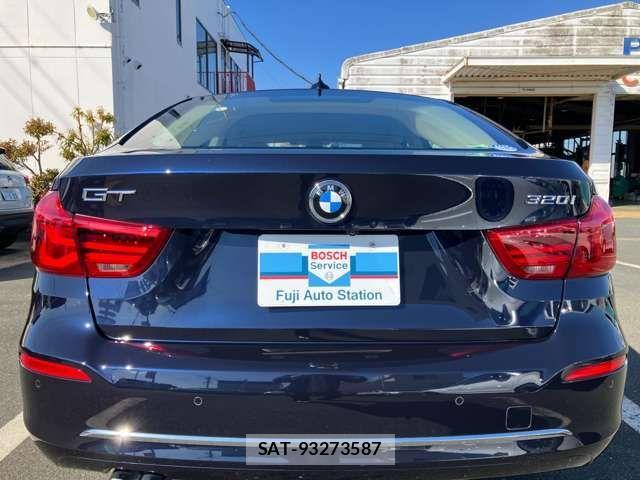 Bmw 3 SERIES 2017-09 3765720-15