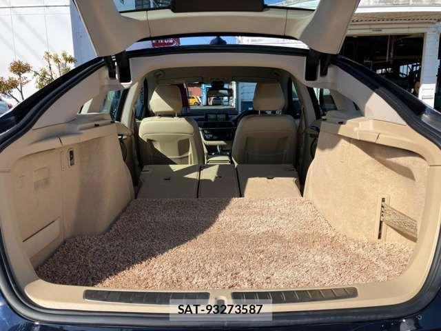Bmw 3 SERIES 2017-09 3765720-17
