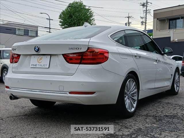 Bmw 3 SERIES 2015-12 8740828-16