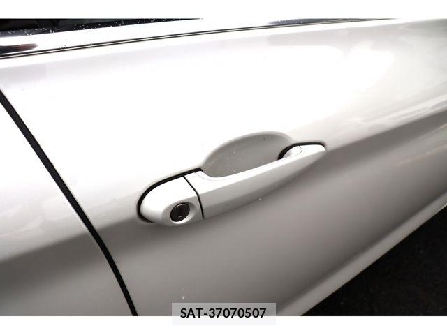 Bmw 3 SERIES 2013-01 8740830-15