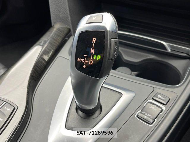 Bmw 3 SERIES 2017-11 1028683-11
