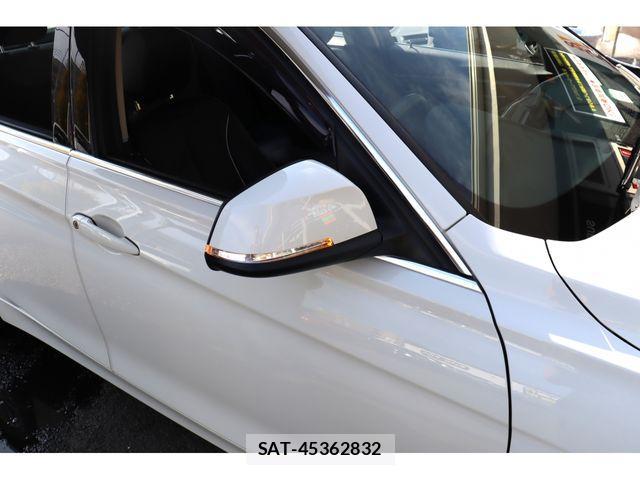 Bmw 3 SERIES 2016-01 1411477-16